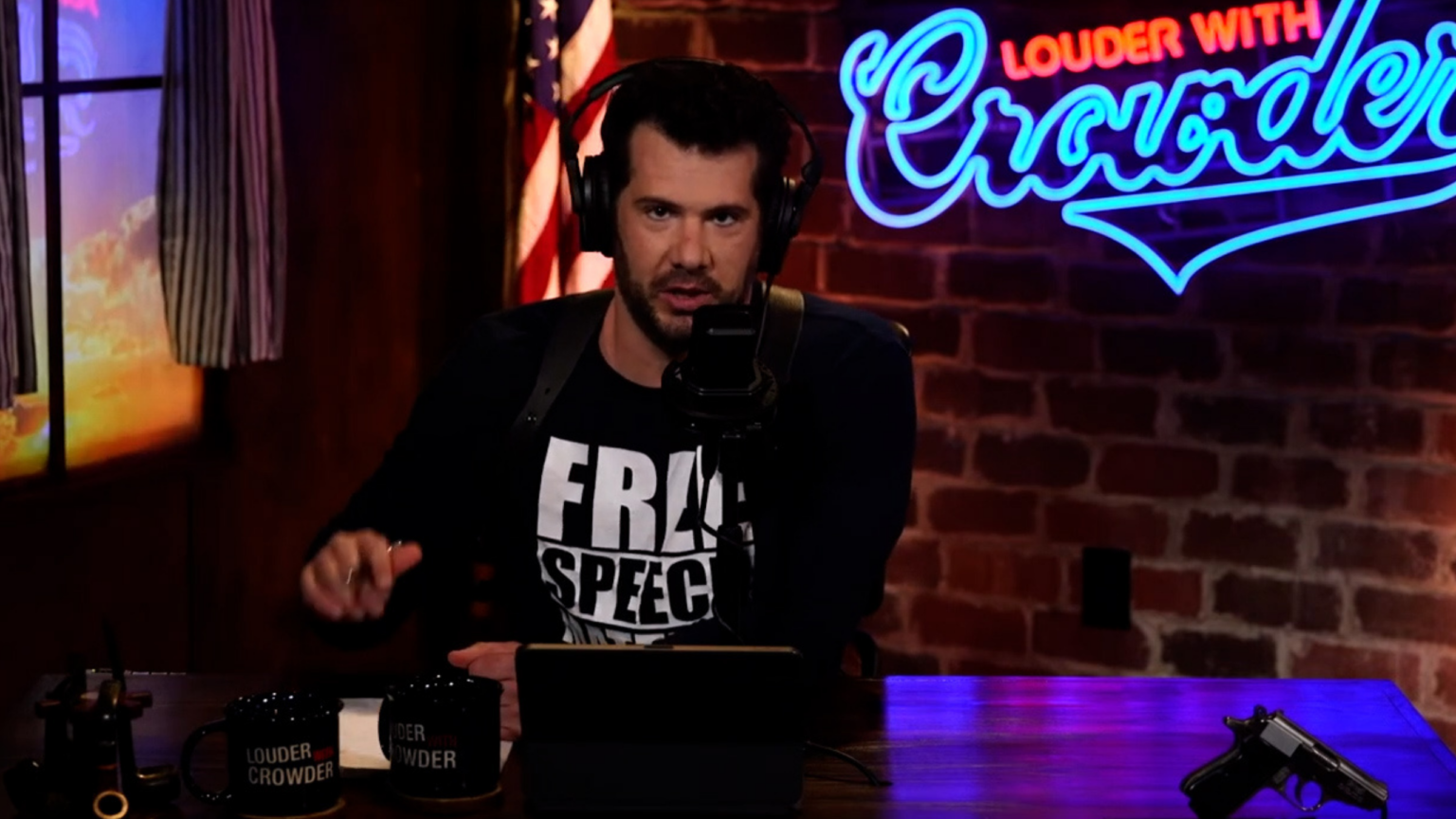 Steven Crowder Threatened To F Ck Up Pregnant Wife Report