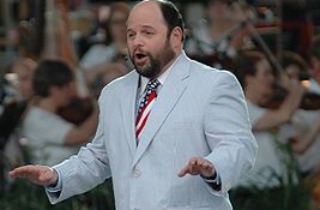 Jason Alexander sorry for saying 'Seinfeld' actress who played