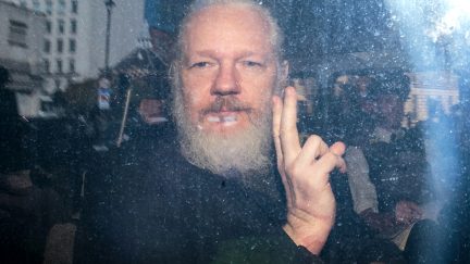 Wikileaks Founder Julian Assange Charged Under Espionage Act