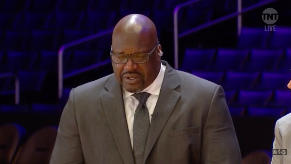 Shaquille O'Neal Breaks Down Crying After Kobe Bryant's Death