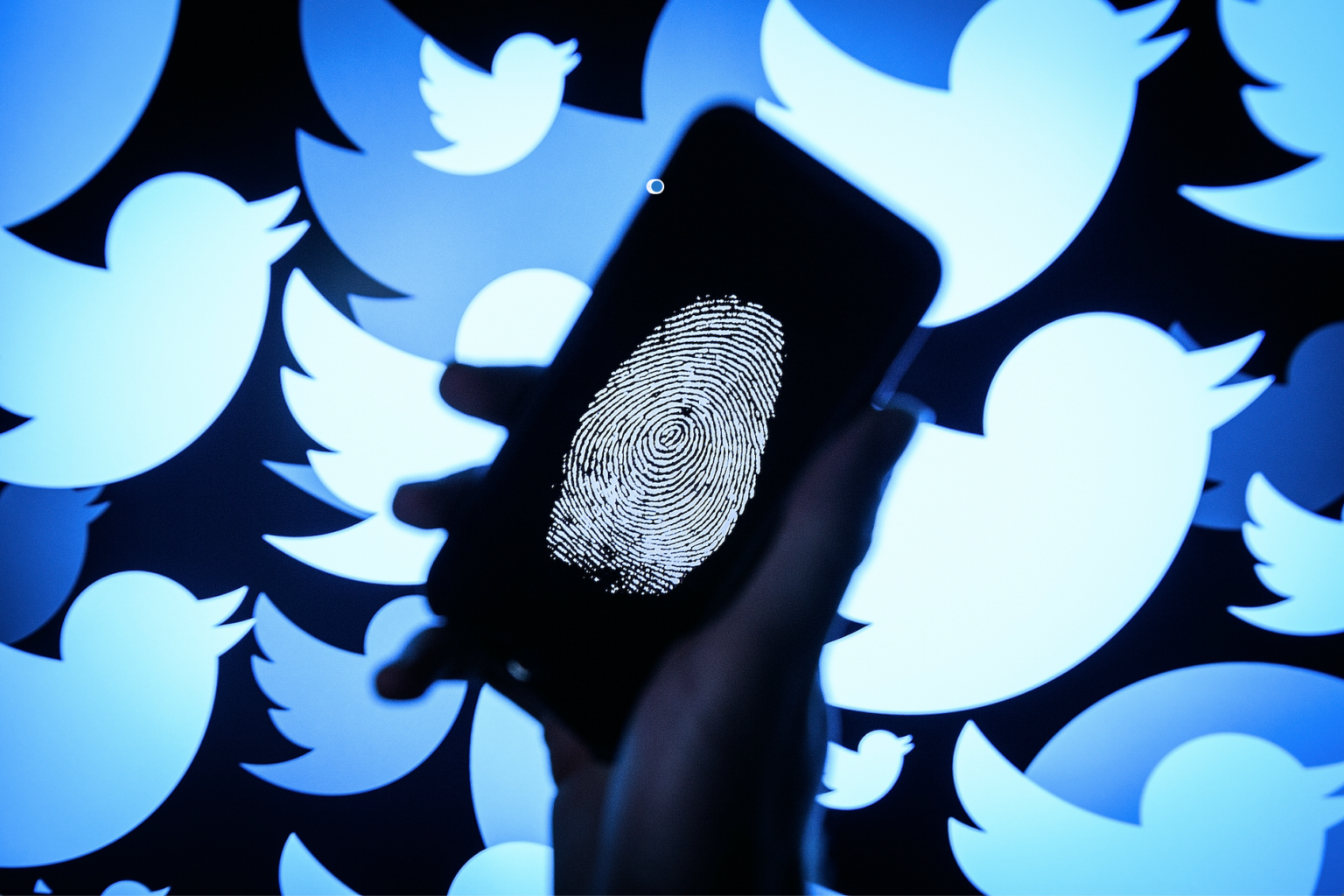 Twitter Denies Hacker Claim that Employee Assisted in Breach