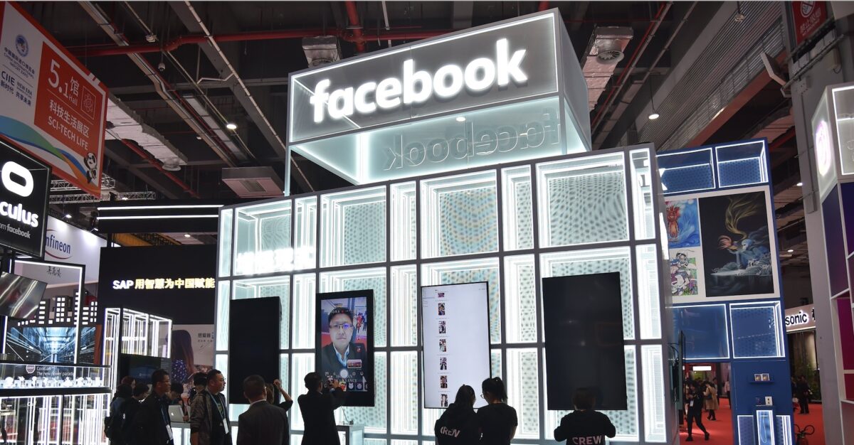 Facebook Hector Retamal/Getty Images