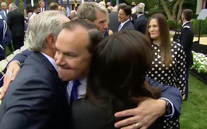 Mike Lee Hugging People At Amy Coney Barrett Nomination