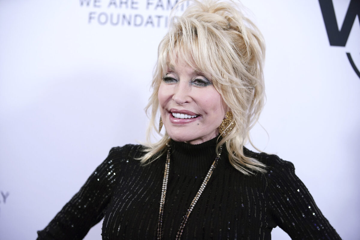 Dolly Parton Covid Vaccine