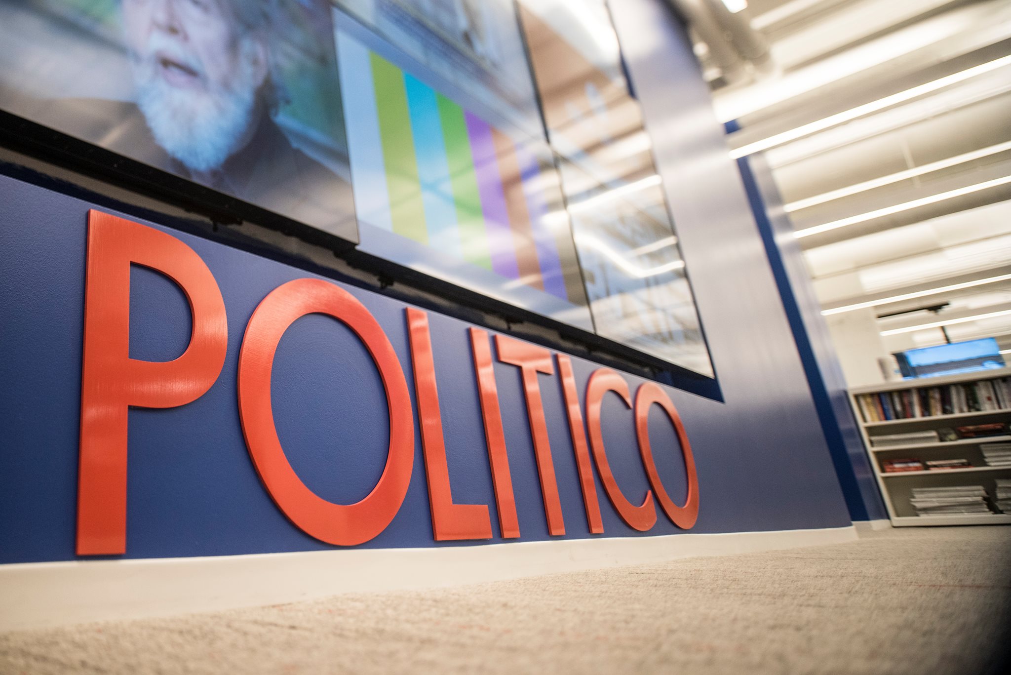 Ryan Lizza’s Exit from Politico Gets Hostile After Company Lawyers Demand He Delete Substack Post (mediaite.com)