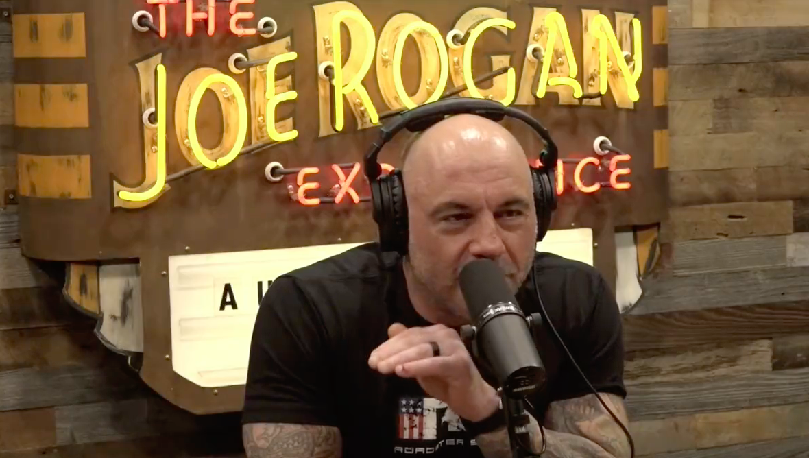 Joe Rogan discusses Joe Biden getting Covid booster shot