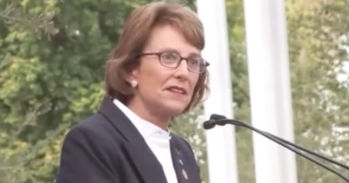 Arizona State Senator Wendy Rogers