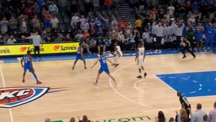 Devonte' Graham hits record setting buzzer-beater