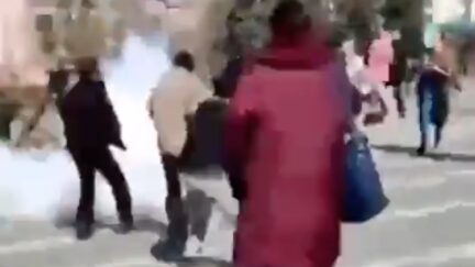 Russian Troops Open Fire on Peaceful Ukrainian Protestors in Kherson