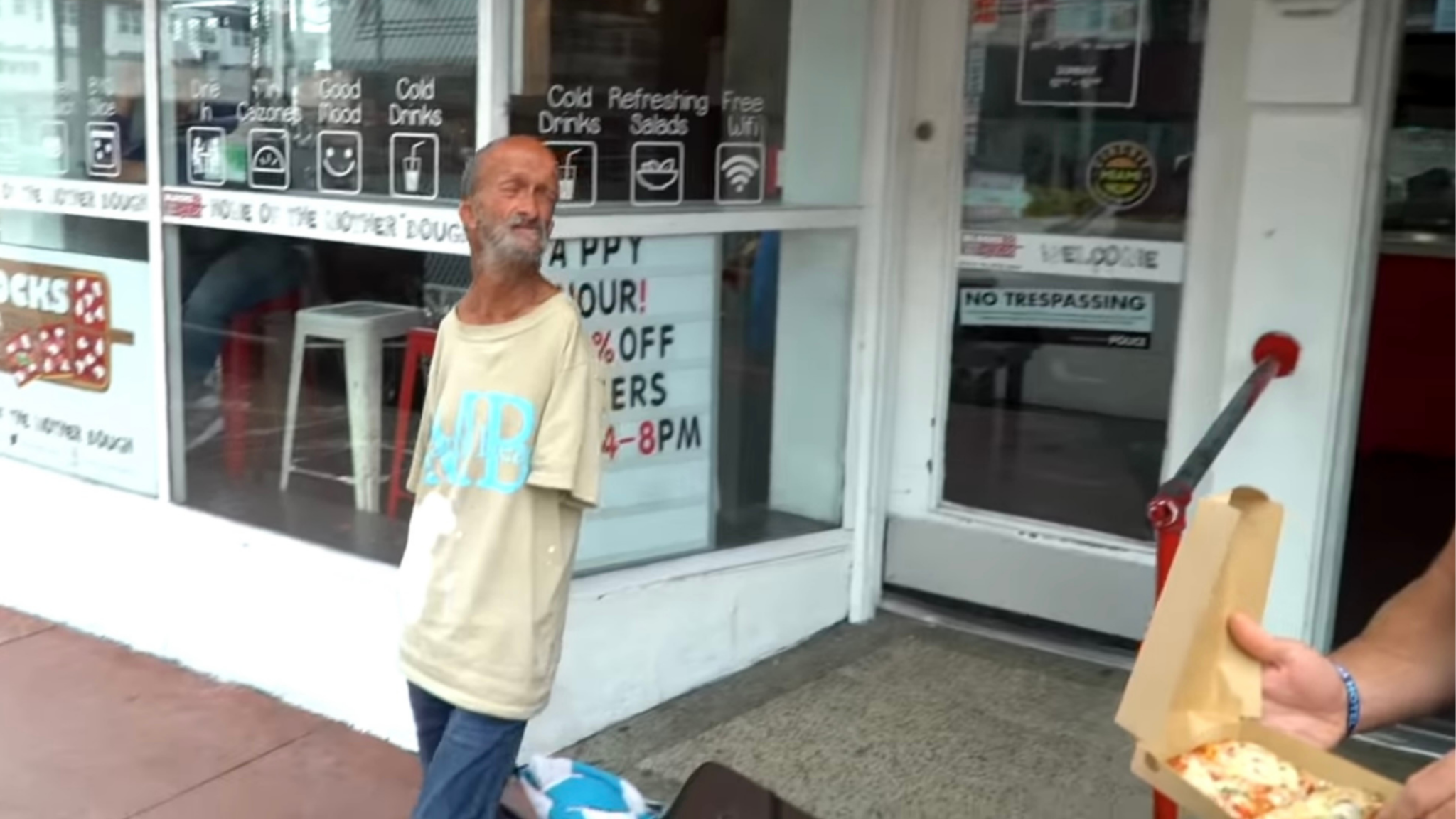 Armless Florida Man Arrested After Stabbing Tourist