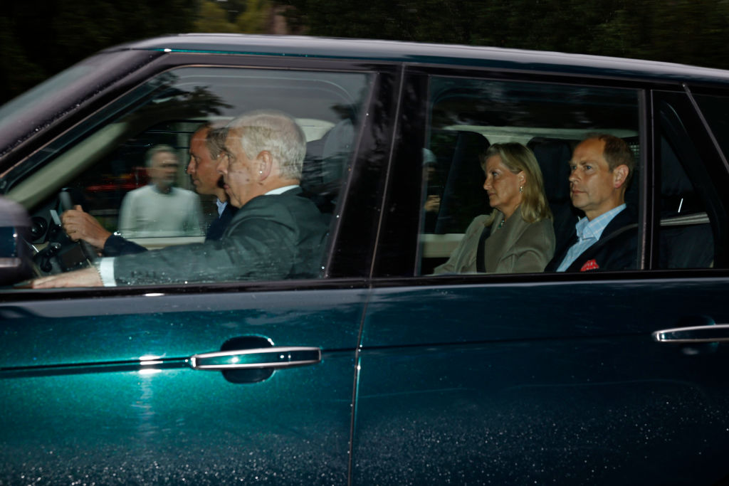 Prince William drives Prince Charles, Andrew, and Edward to Balmoral to visit Queen