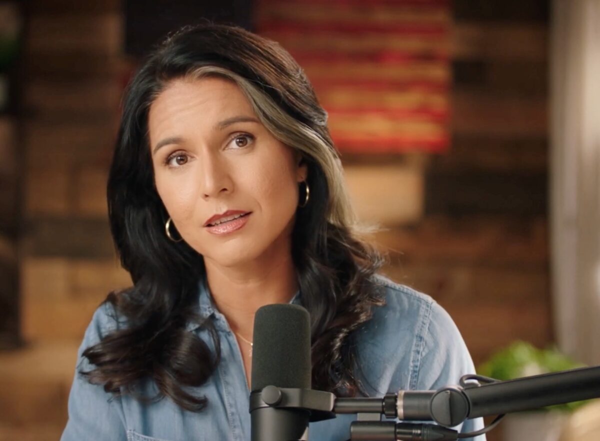 Tulsi Gabbard Endorses Kari Lake, Compared Biden to Hitler