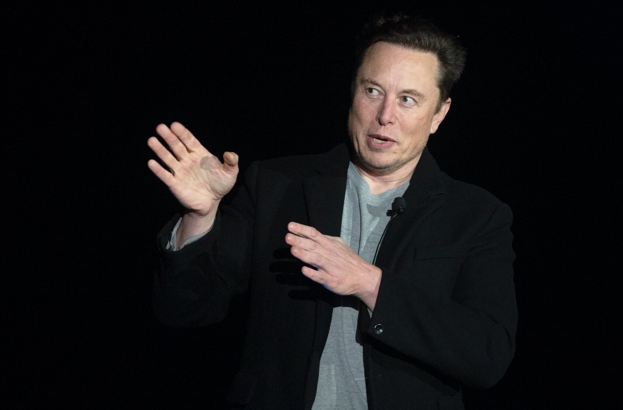 TWITTER, X AND TESLA OVER? Elon Musk openly agrees with shocking antisemitic tweet 🤮