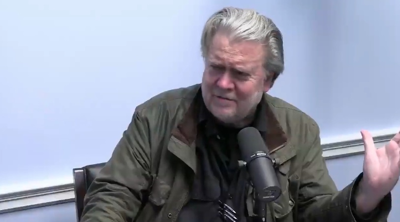 Steve Bannon Lights Up Elon Musk: ‘Total and Complete Phony’ Who ‘Is Owned Lock, Stock, and Barrel by the Chinese Communist Party’ (mediaite.com)