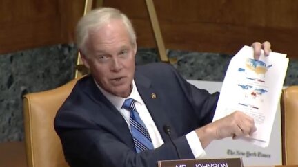 Ron Johnson Foolishly Calls Climate Change ‘Beneficial,’ Says It’s Only a Problem ‘If You’re in a Hot Region of Africa’ (mediaite.com)