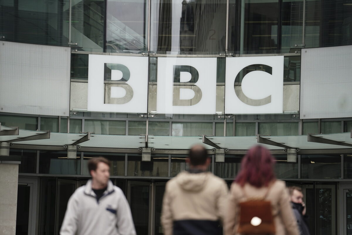 Culture Minister Denies Government ‘Ripping Up’ BBC Funding Agreement