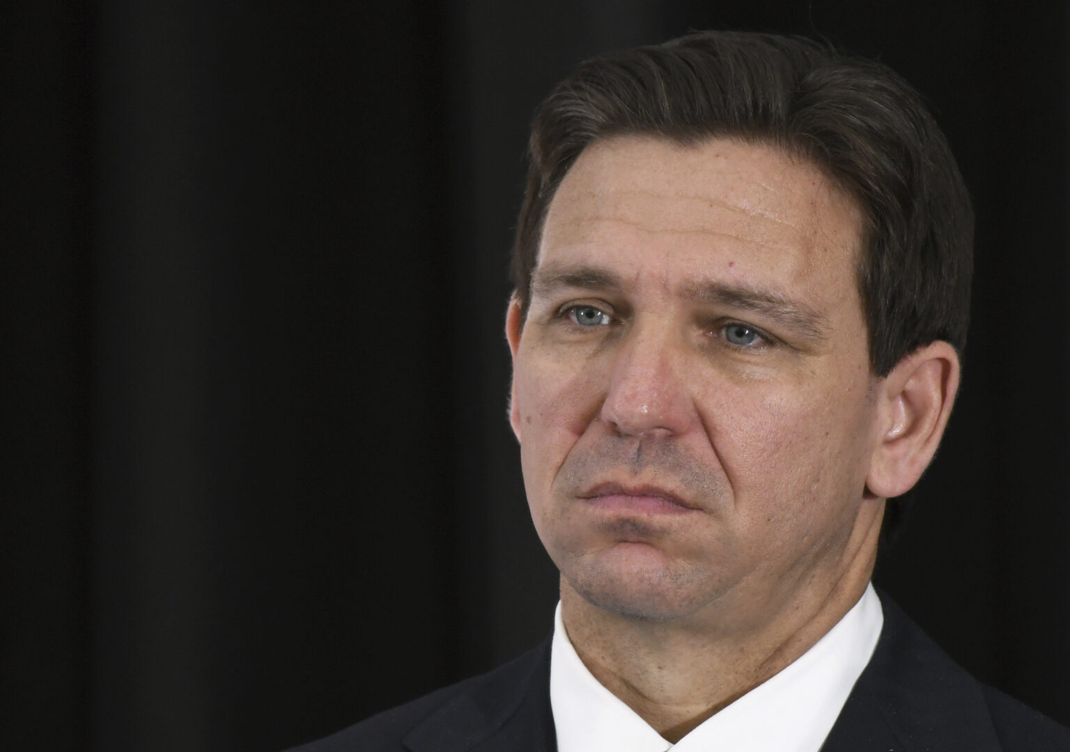 Ron DeSantis Flies Private Jets Amid Campaign Finance Woes