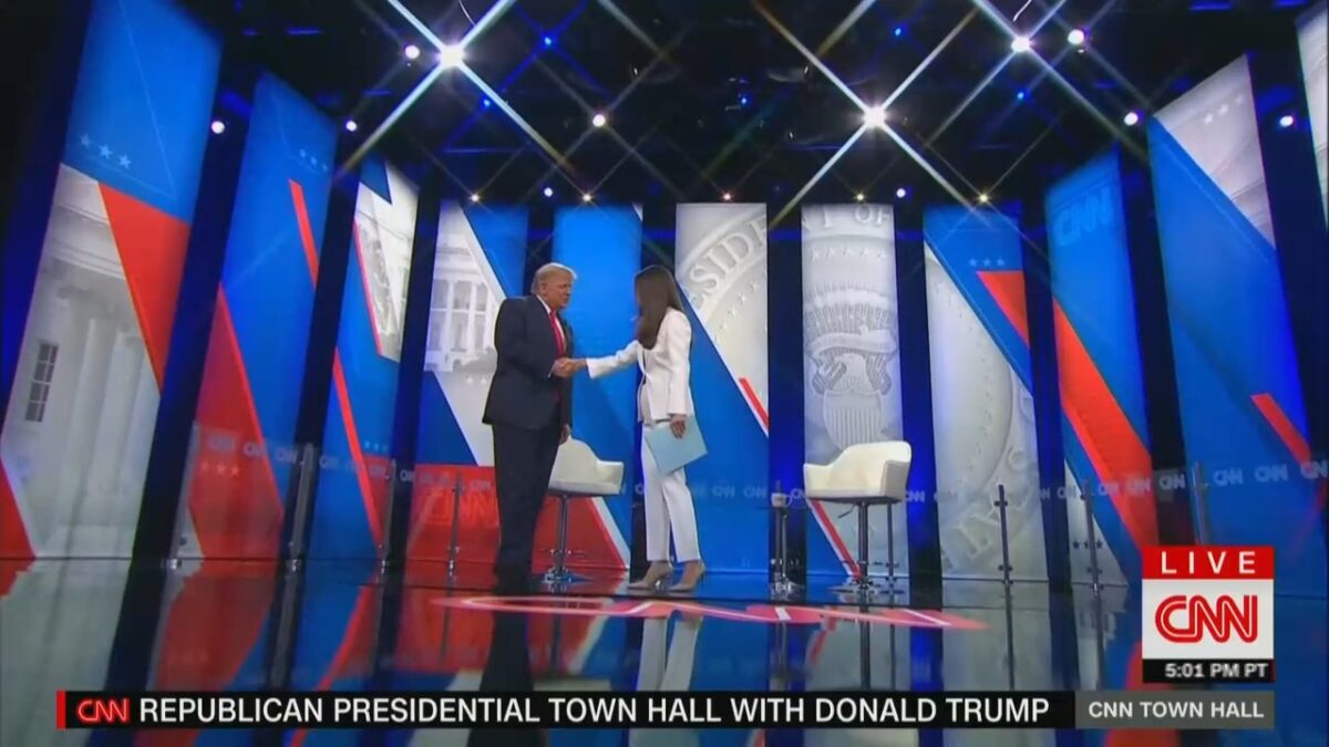 Jake Tapper Defends Cnn Trump Town Hall Challenges Critics