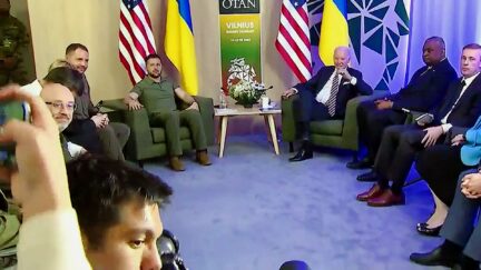 Biden Mocks Reporter's Question As Shouting Aides Push 'Livid' Reporters Out of Photo Op Zelensky