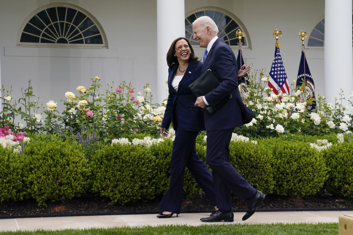 ARE DEMOCRATS STICKING WITH BIDEN BECAUSE THEY WANT TRUMP TO WIN? New Politico poll reveals ‘nearly every tested Democrat performs better’ 🚨
