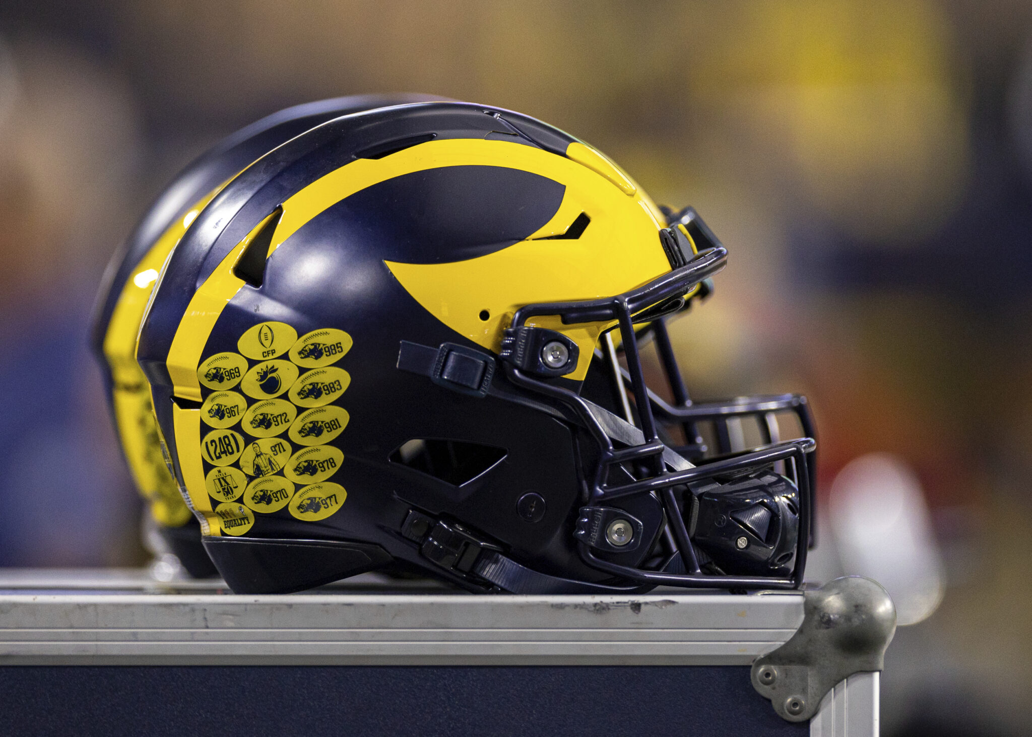 Michigan Football Sign-Stealing Investigation Takes a Turn After Report That Staffer Bought Tickets for Prohibited Games (mediaite.com)