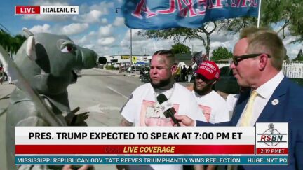 Trump-Hater In Rat Suit Crashes Trump TV Interview With MAGA Rapper In Bonkers Scene Outside Rally (mediaite.com)