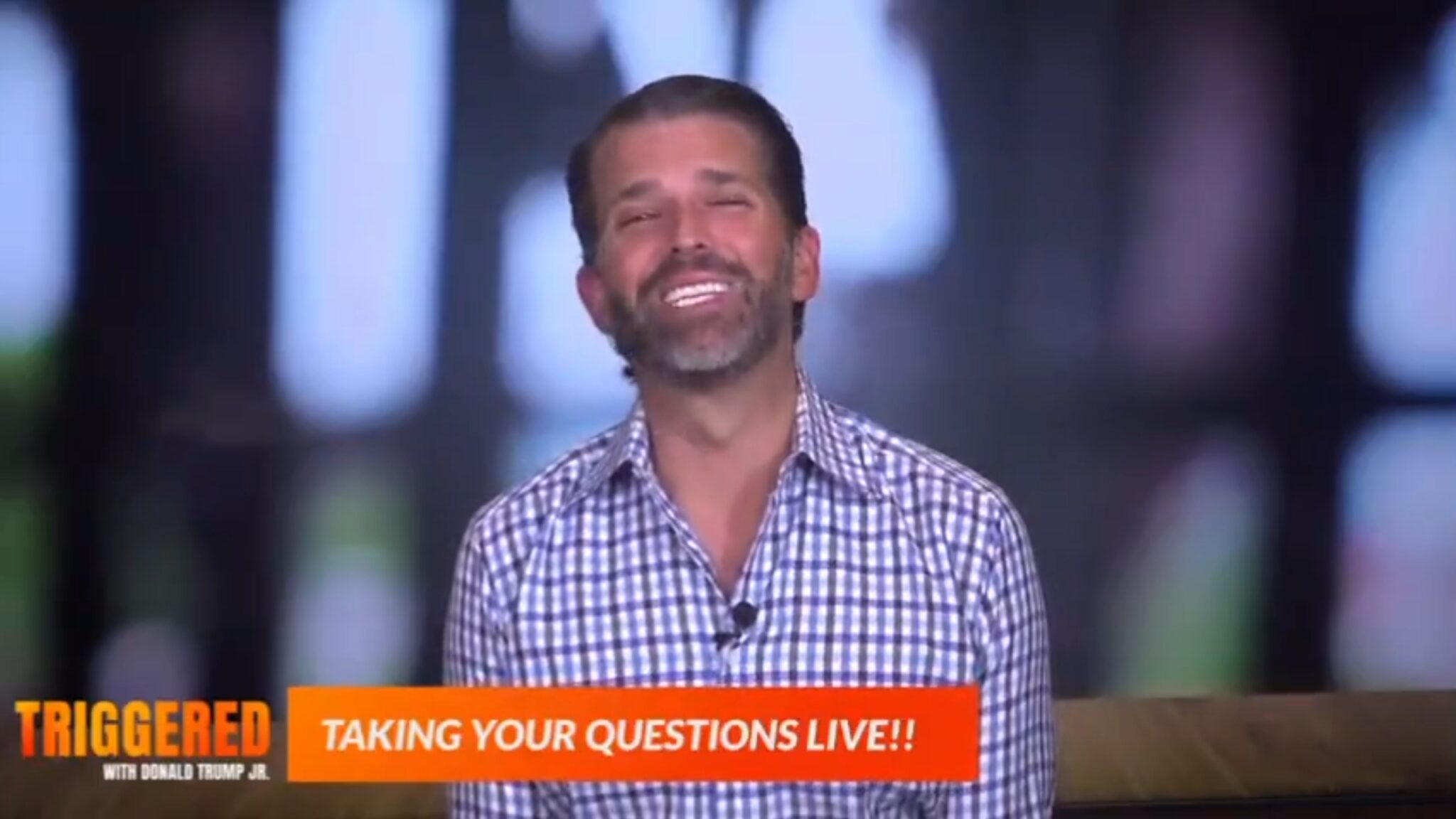 Trump Jr. wants far-right reporter Laura Loomer as daddy’s White House press secretary — “She’s a bulldog, man!” 🔥