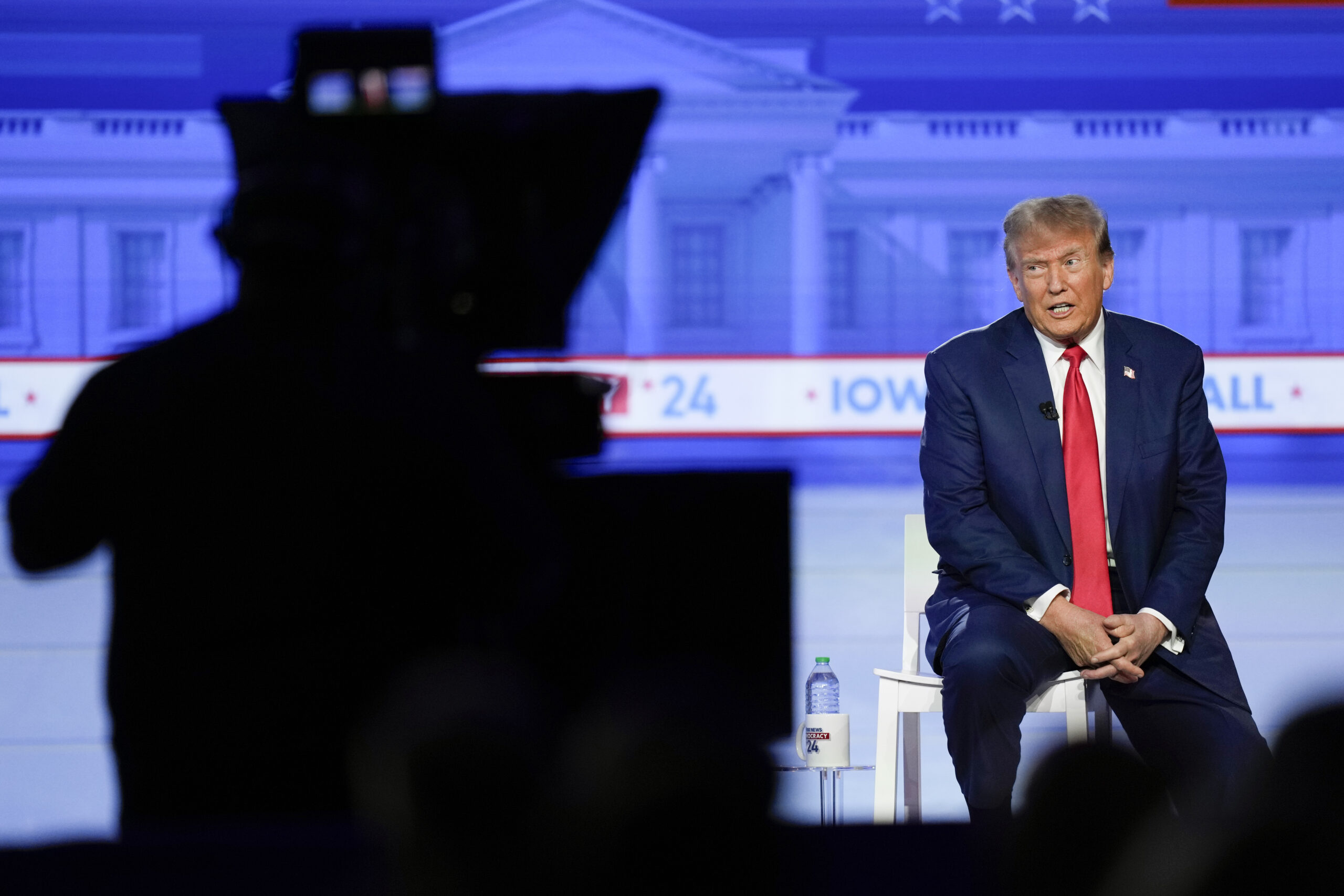 Trump Town Hall on Fox News Thumps CNN’s GOP Debate in Ratings