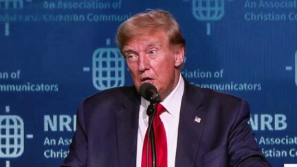 Trump Stumbles Through Bonkers Rant About 'Evil' Joe Biden 'Persecuting Christians' — And Migrants Pouring Over 'Steak Mountain'