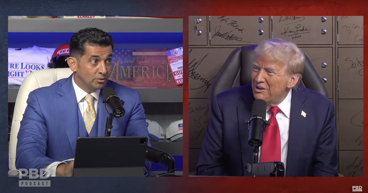 Trump Launches Into Rant Against 'Sleazebag' Van Jones 