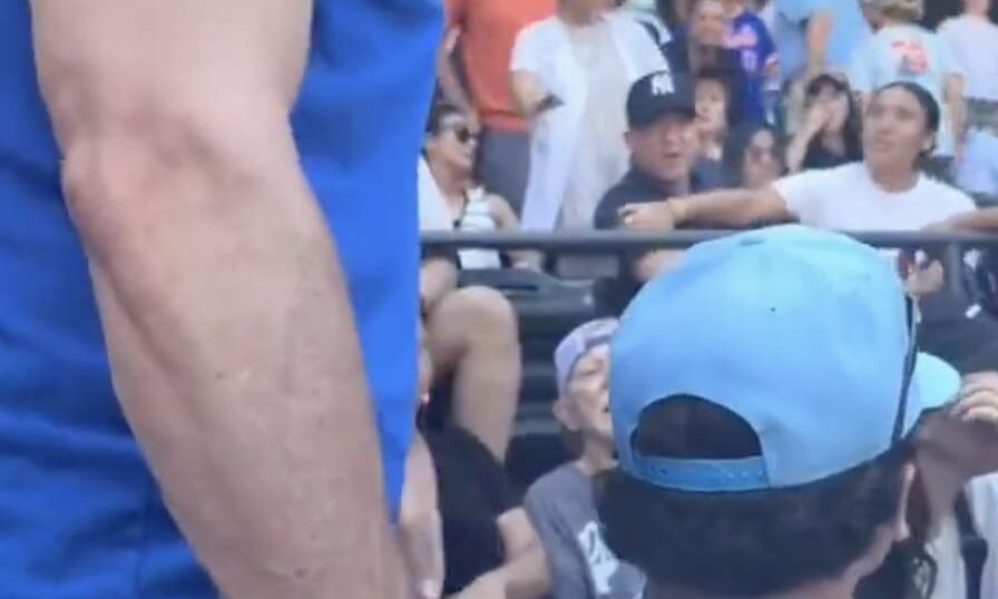 Anthony Volpe's dad argues with Mets fan