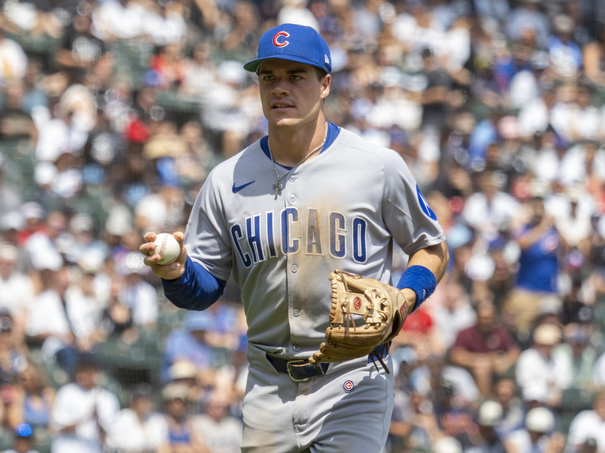 Cubs Reporter Apologizes for Deleted Tweet Trashing Execs