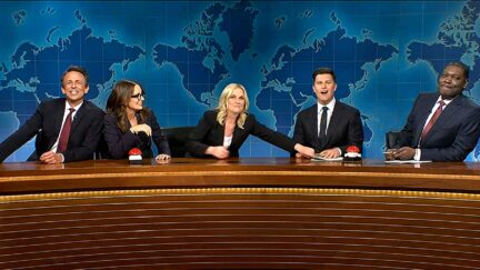 Weekend Update Anchors Have Epic Reunion 'Joke-Off' With Amy Poehler Tina Fey And Seth Meyers