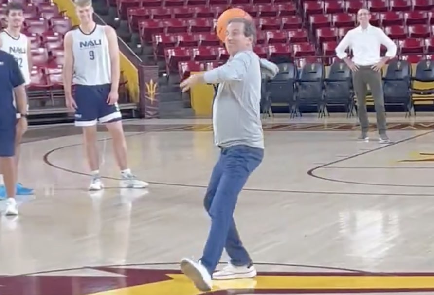 Chris "Mad Dog" Russo