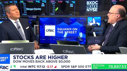 'Disgusting!' CNBC's Jim Cramer Torches Trump Over Relentless Attacks on Fed Chair