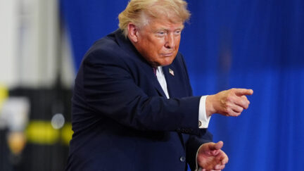 trump pointing